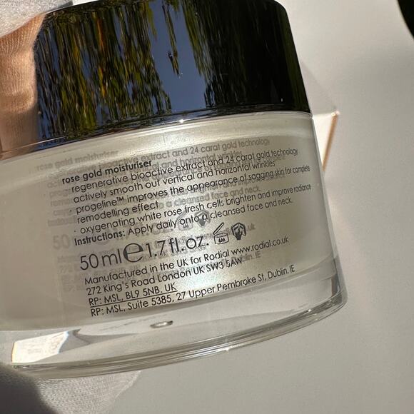Rodial Rose Gold Moisturizer Moisturiser Anti-Aging Cream 50ml 1.7 fl. oz. $250 - Picture 5 of 11